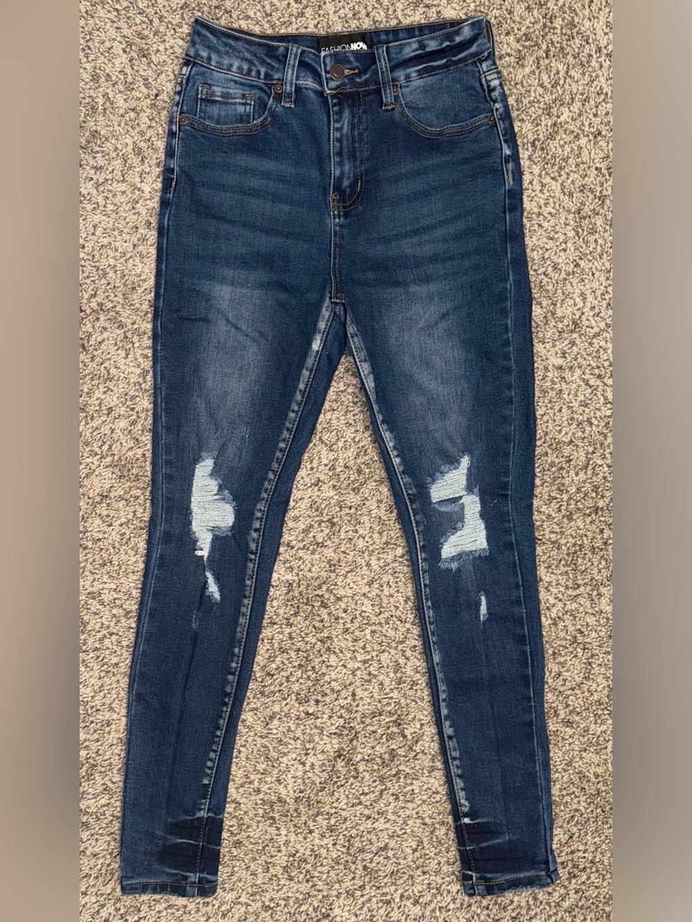 NWOT Fashion Nova High-Rise Distressed Skinny Jeans - Medium Dark Wash Size 3